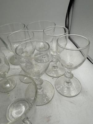 Miscellaneous glassware