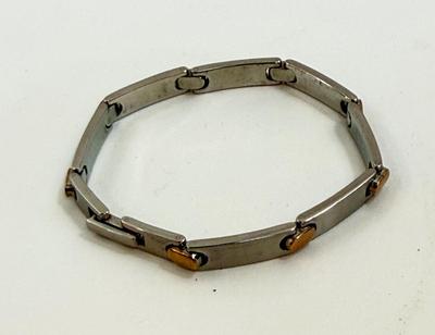 Sale Photo Thumbnail #175: In good used condition