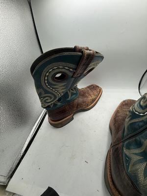 Cowboy boots size 11.5