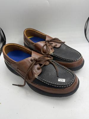 Men’s casual size 12 shoe