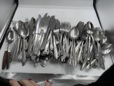 Miscellaneous silverware