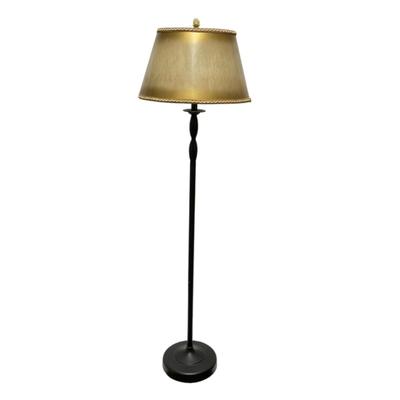 542 Black Metal Lamp WIth Silk Shade