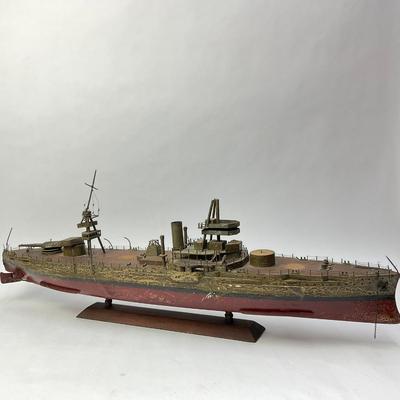 552 Antique German Dreadnaught Ship Model