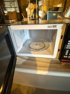 Hamilton Beach microwave