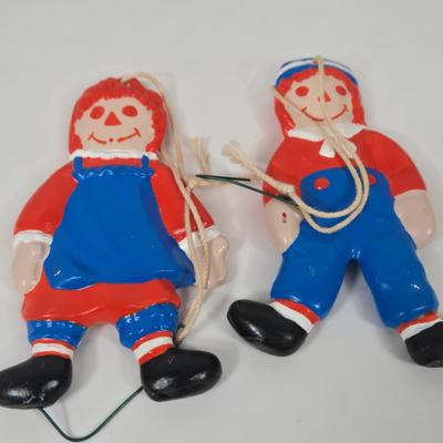 LOT 14: Vintage Christmas Decorations and Ornaments