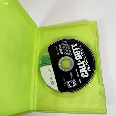 LOT 43: XBOX 360 Video Games: Battlefield 3, Call of Duty (Black Ops II, 3 & 4: Modern Warfare), Halo 3 ODST & Reach, NFL Madden...