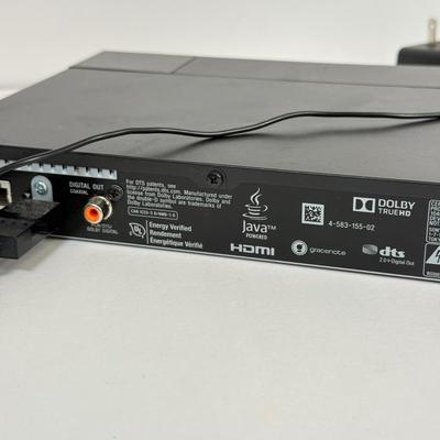 LOT 44: Sony 4K UHD Blu Ray Player Model BPD-S6700 w/ Star Wars: A New Hope Blu-Ray & Tom Hanks DVD