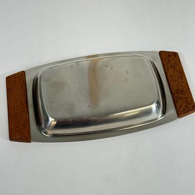 LOT 55: Four Vintage Egg Cups, Bovano Plate, Glass Plates & More