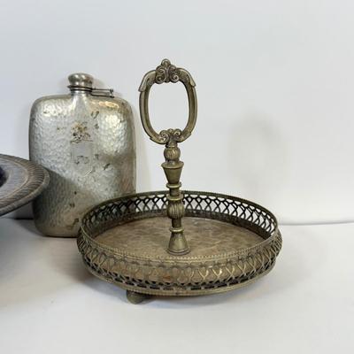 LOT 63: Wedgwood Arris Desk Clock w/ Box, FB Rogers Pieces, Turtle Dish & More