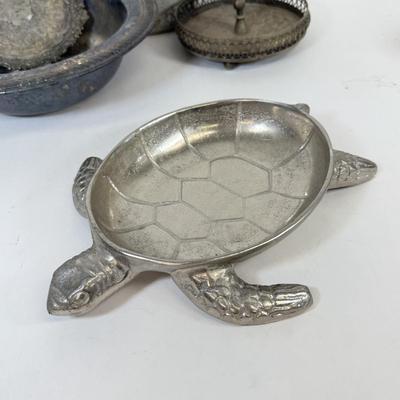 LOT 63: Wedgwood Arris Desk Clock w/ Box, FB Rogers Pieces, Turtle Dish & More