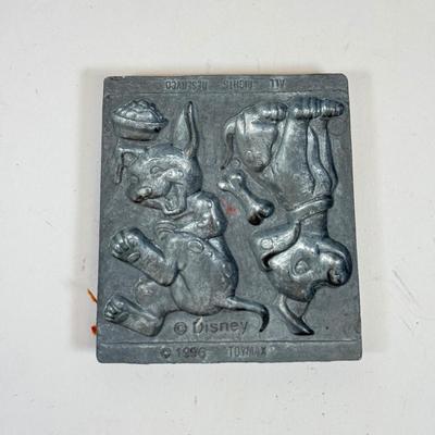 LOT 68: Vintage Kiddie Products Inc. Poly Santas, Paperboard Father Christmas Wall Decor, Painting, Toys