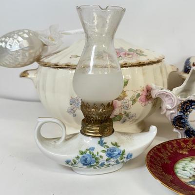 LOT 70: Vintage Porcelain Collection: Limoges, Lenox, Delfts, Japan & More