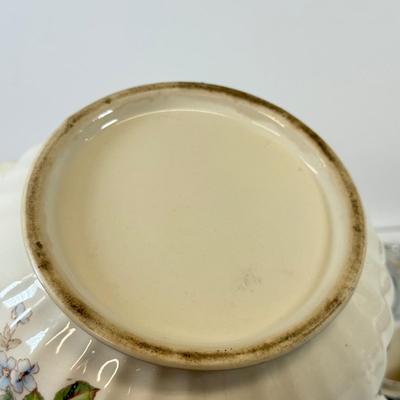 LOT 70: Vintage Porcelain Collection: Limoges, Lenox, Delfts, Japan & More