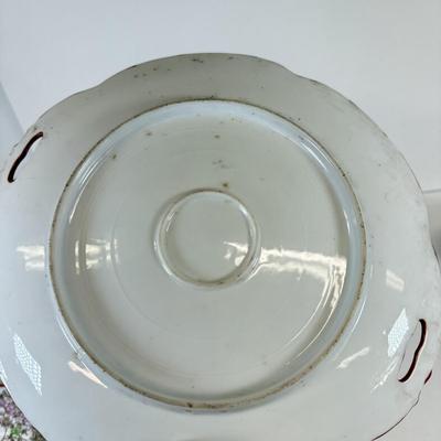 LOT 73: Japanese Porcelain: Tea Sets & More