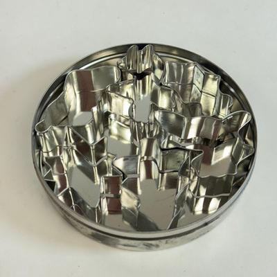 LOT 74: Christmas Cookie Cutters & More Baking Accessories