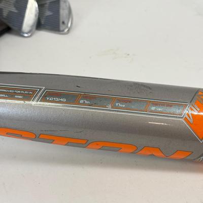 LOT 108: US Kids Golf Bag w/ Clubs & Easton Metal Baseball Bat