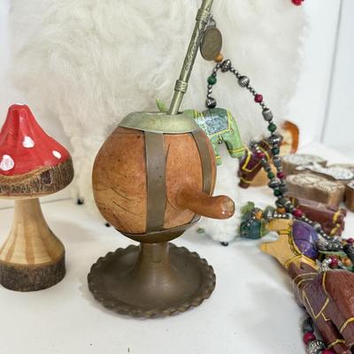 LOT 109: Wool Alpaca, Chilean Gourd Tea Cup w/ Filtered Straw, Corno Gobbo Ornament & More