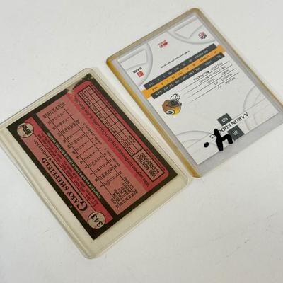 LOT 129: Assorted Baseball, Football & Basketball Trading Cards