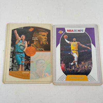 LOT 129: Assorted Baseball, Football & Basketball Trading Cards