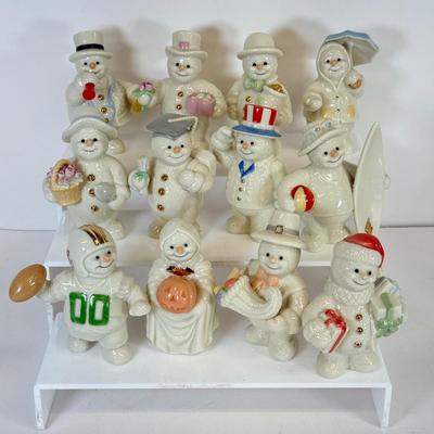 LOT 135: 12 Lenox Months of the Year Snowmen Figurines