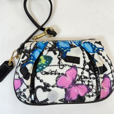 LOT 139: Designer Wristlets & Keychains