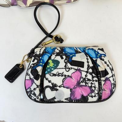 LOT 139: Designer Wristlets & Keychains