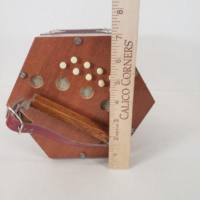 Sale Photo Thumbnail #181