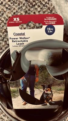 NEW LEAL CHUM DOG CAR SEAT, TOP PAW SLEEPING MAT, NEW RETRACTABLE LEASH AND MORE