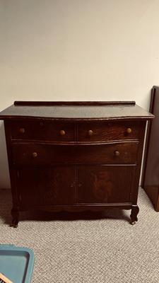 ANTIQUES SIDEBOARD OR BUFFET WITH 3 DRAWERS AND 2 DOOR CABINET ON CASTERS