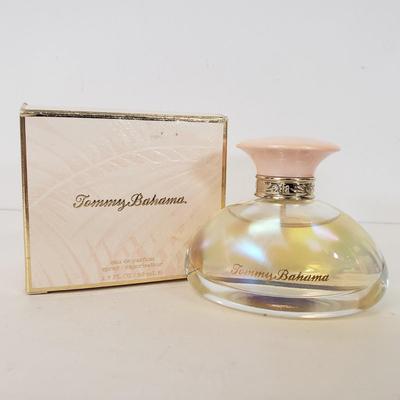 LOT 152: Tommy Bahama Eau de Parfum 1.7 oz