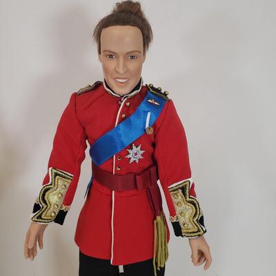 LOT 156: Ashton Drake Galleries Prince William & Kate Middleton Collector Dolls