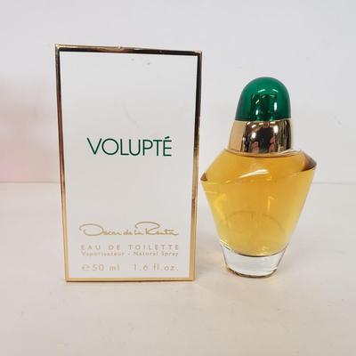 LOT 158: Oscar de la Renta Volupte 1.6 oz & Rose 3.4 oz