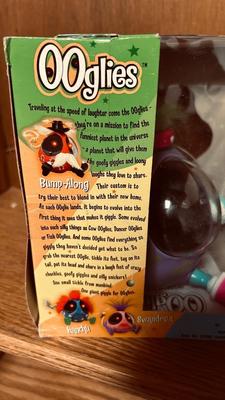 OOGLIES MARATHON INTERACTIVE TOY AND DANCING FLOWERS