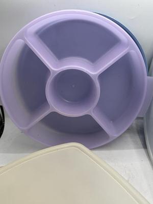 Storage containers-including egg container