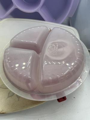 Storage containers-including egg container