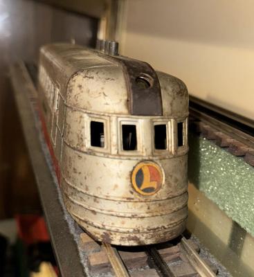 Lionel O Gauge 3 Prewar Red Silver Articulated Streamliner Cars