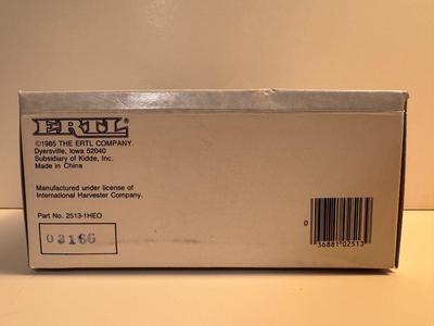 Die-Cast Metal Ertl Vintage Vehicle I H Farmall 300