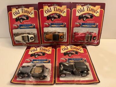 Old Timer Die-Cast Cars Pull Back and Go Action Lot of 5 Cars Lot #1