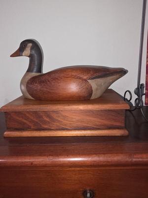 Wooden duck poker chip and card case