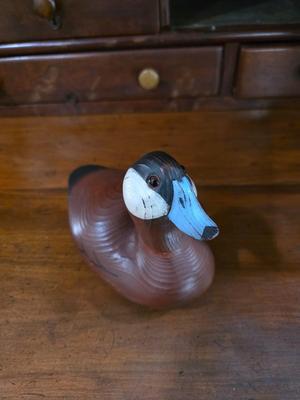Wooden duck figure