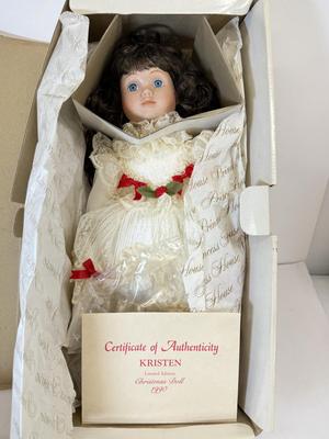 LOT 162: Vintage Princess House Porcelain Dolls