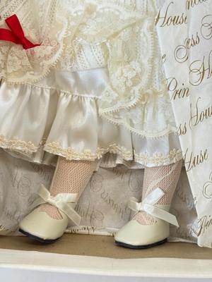 LOT 162: Vintage Princess House Porcelain Dolls