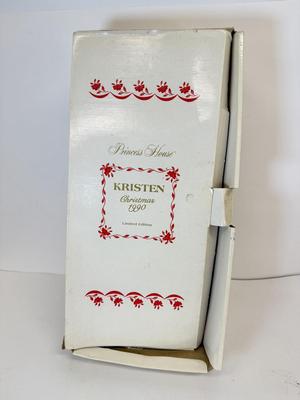 LOT 162: Vintage Princess House Porcelain Dolls