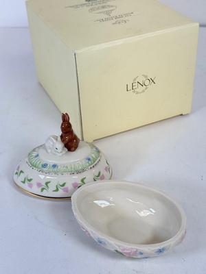 LOT 165: Lenox Disney Animated Classics Mickey & Minnie Mouse Salt and Pepper Shakers w/ Box, Egg Trinket Box w/ Box, Royal Doulton...