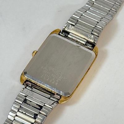 LOT 170: Ladies' Watches: Xanadu, Seiko, Oleg Cassini & More