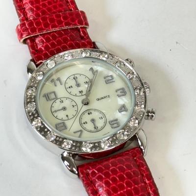 LOT 172: Collection of Watches: Anne Klein, Chateau Watch Necklace & More