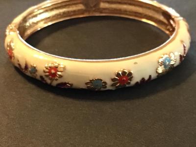 Sale Photo Thumbnail #134: See pictures