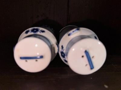 Delft Hand Painted Salt & Pepper Shakers 4"