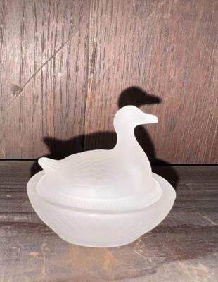 Tiny 2.5" Frosted Duck on Nest