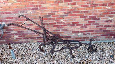 ANTIQUE HORSE-DRAWN CULTIVATOR